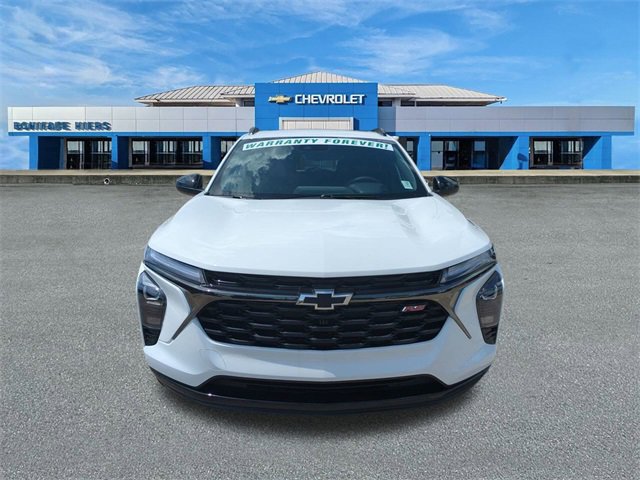 2025 Chevrolet Trax photo 8