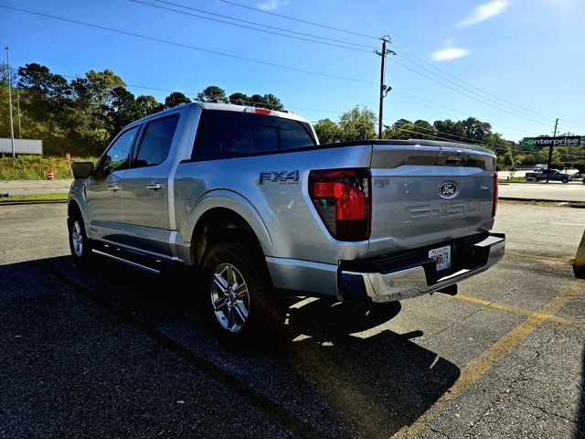 2024 Ford F-150 XLT photo 3