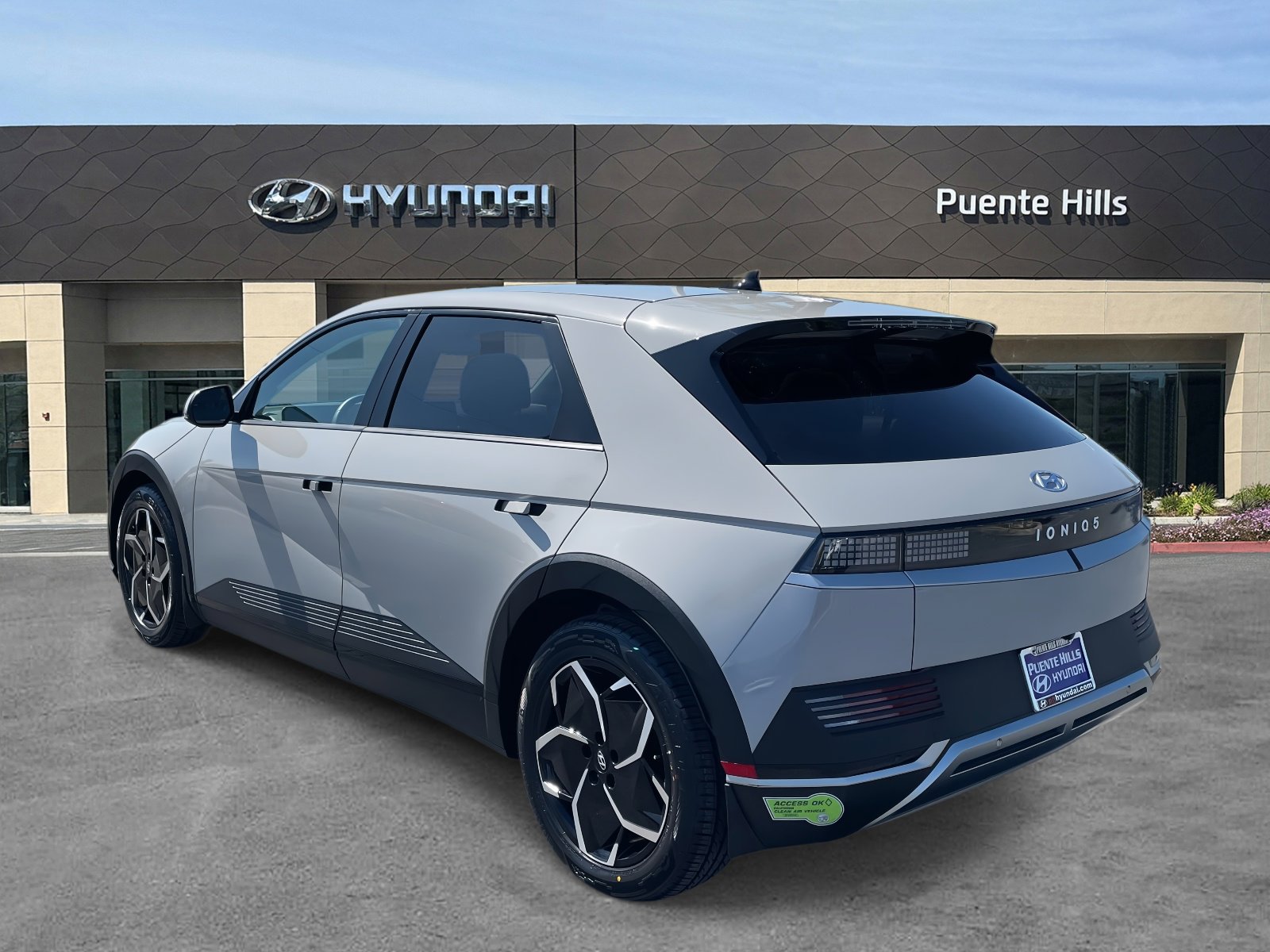 2023 Hyundai Ioniq 5 SE photo 4
