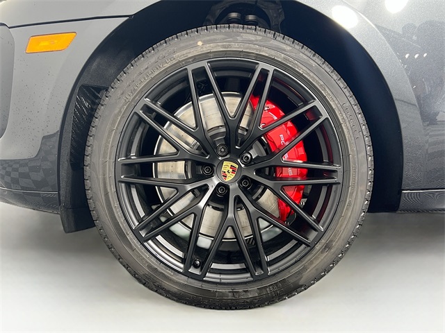 2026 Porsche Macan GTS photo 27