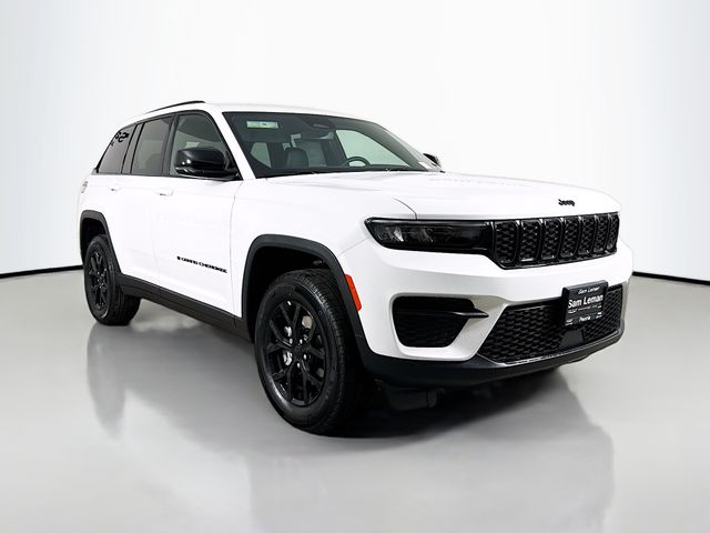 2025 Jeep Grand Cherokee Altitude's photo