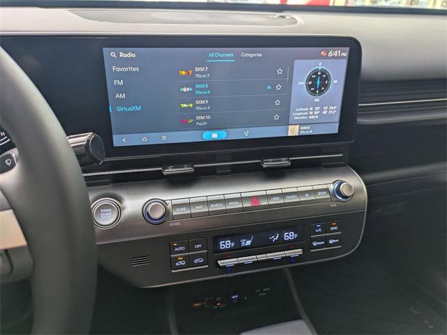 2026 Hyundai Kona SEL photo 8