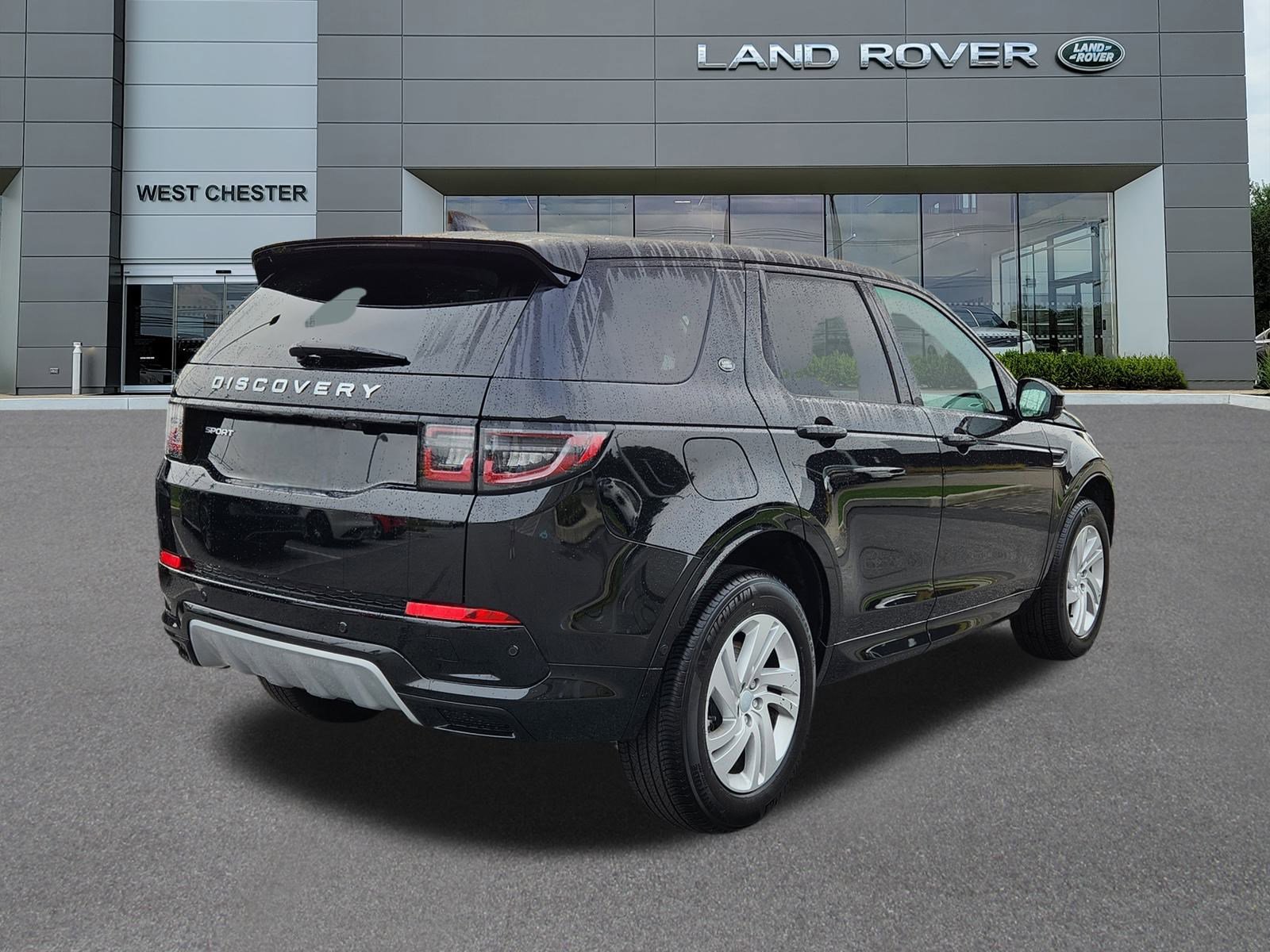 2025 Land Rover Discovery Sport S photo 4