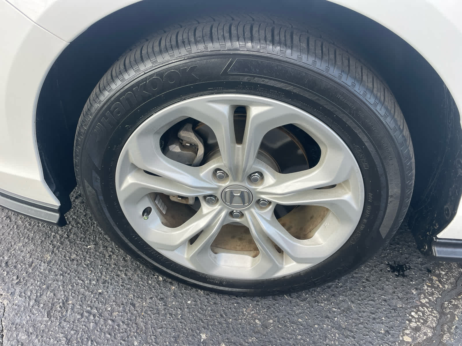 2023 Honda Accord LX photo 4