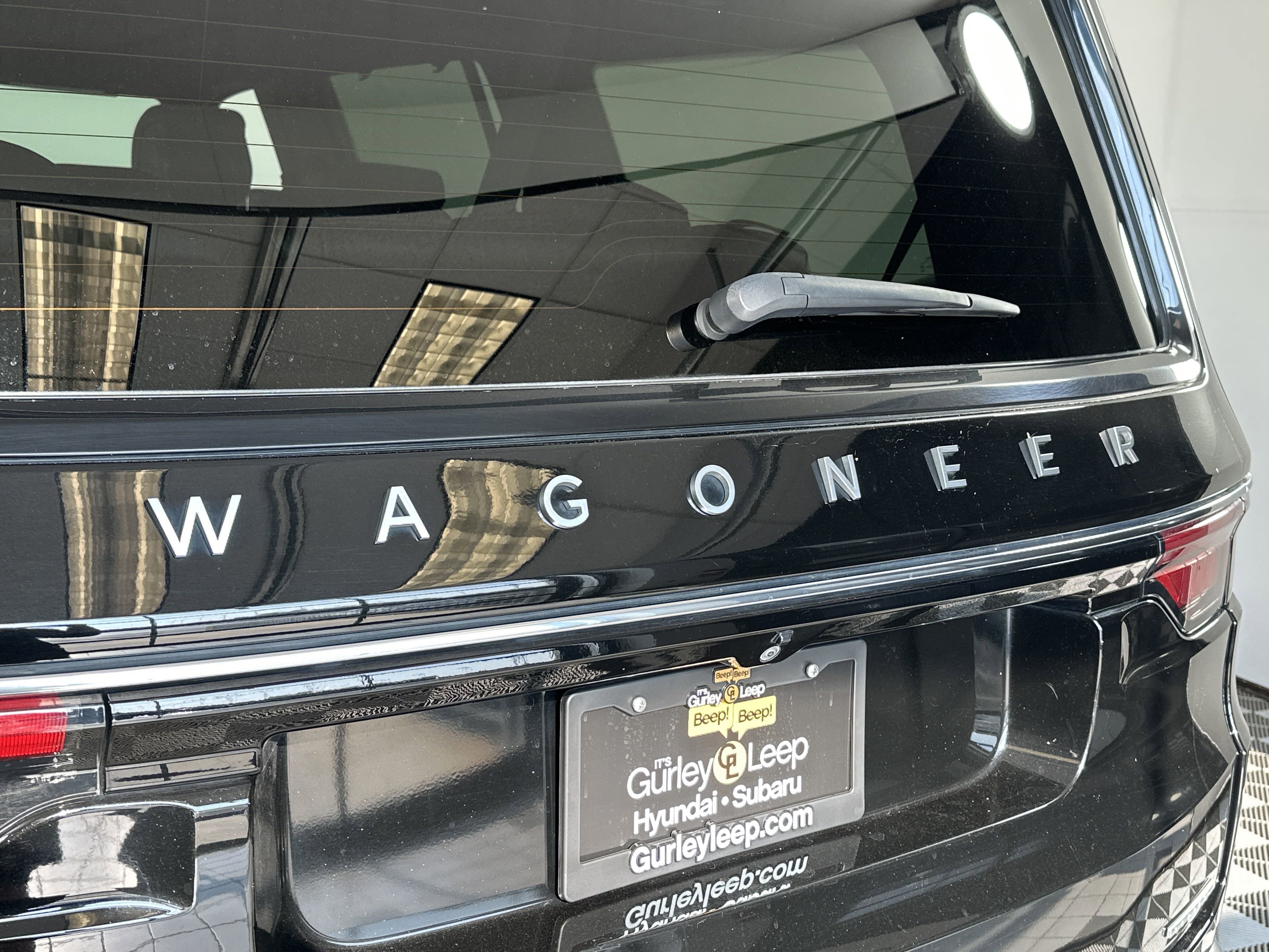 2022 Jeep Wagoneer Series III photo 8