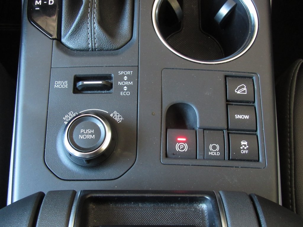 2024 Toyota Highlander XSE photo 28