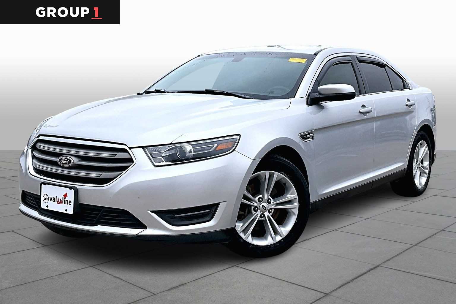 2014 Ford Taurus SEL's photo