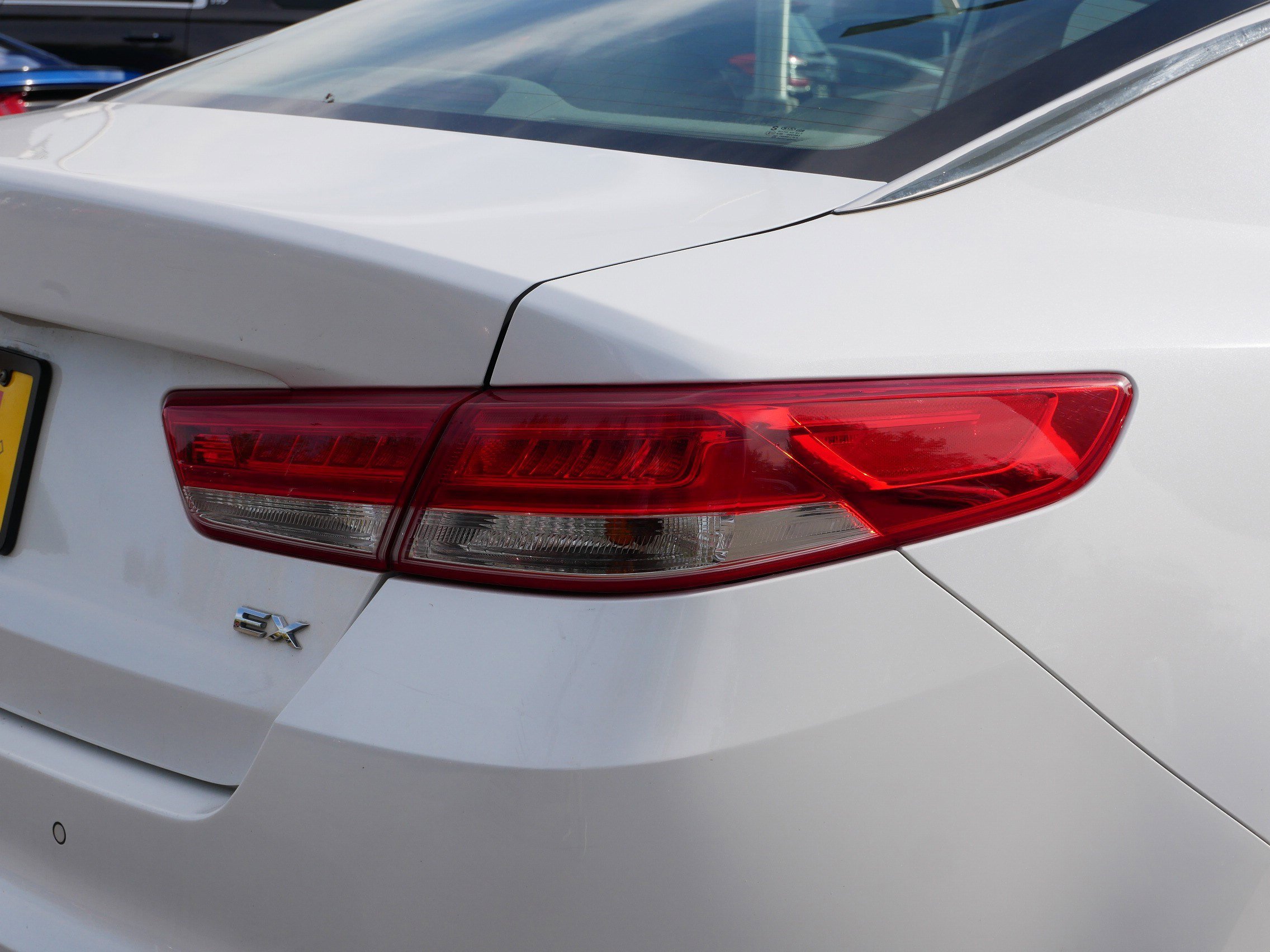 2017 Kia Optima EX photo 17