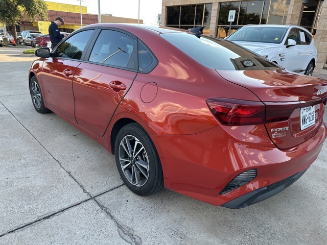 2023 Kia Forte LXS photo 6