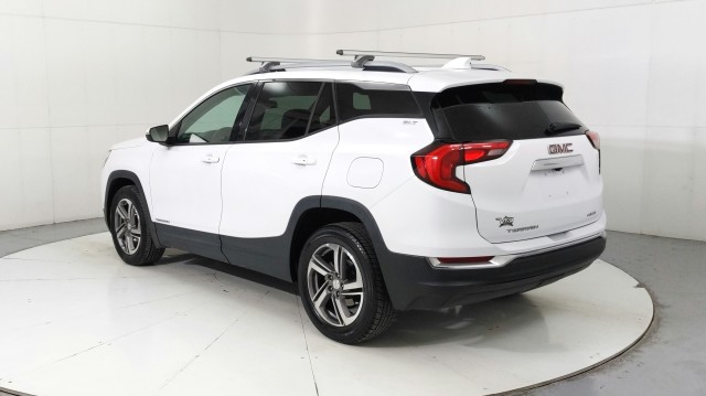 Used 2020  GMC SLT image 3