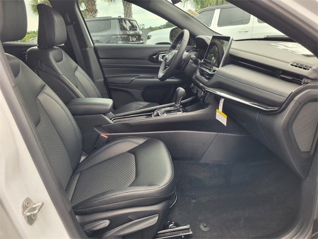 2025 Jeep Compass Latitude photo 16