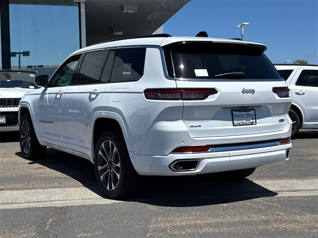 2025 Jeep Grand Cherokee Overland photo 8