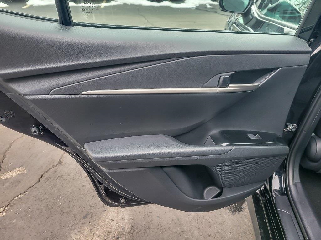 2025 TOYOTA CAMRY - Image 17