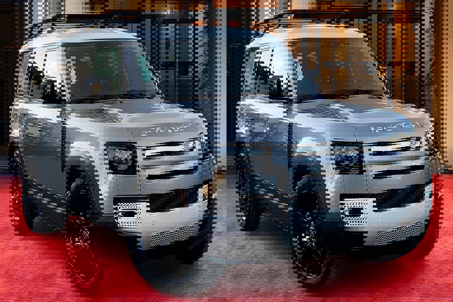 2024 Land Rover Defender 110 S photo 2