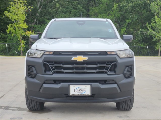 2025 Chevrolet Colorado Work Truck photo 2