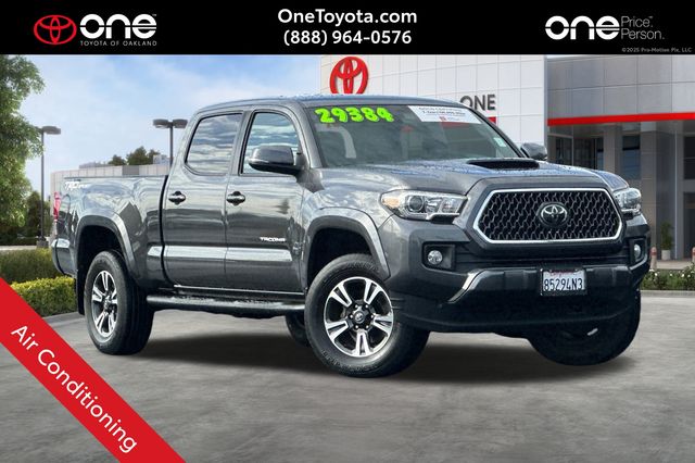 2019 Toyota Tacoma TRD Sport's photo