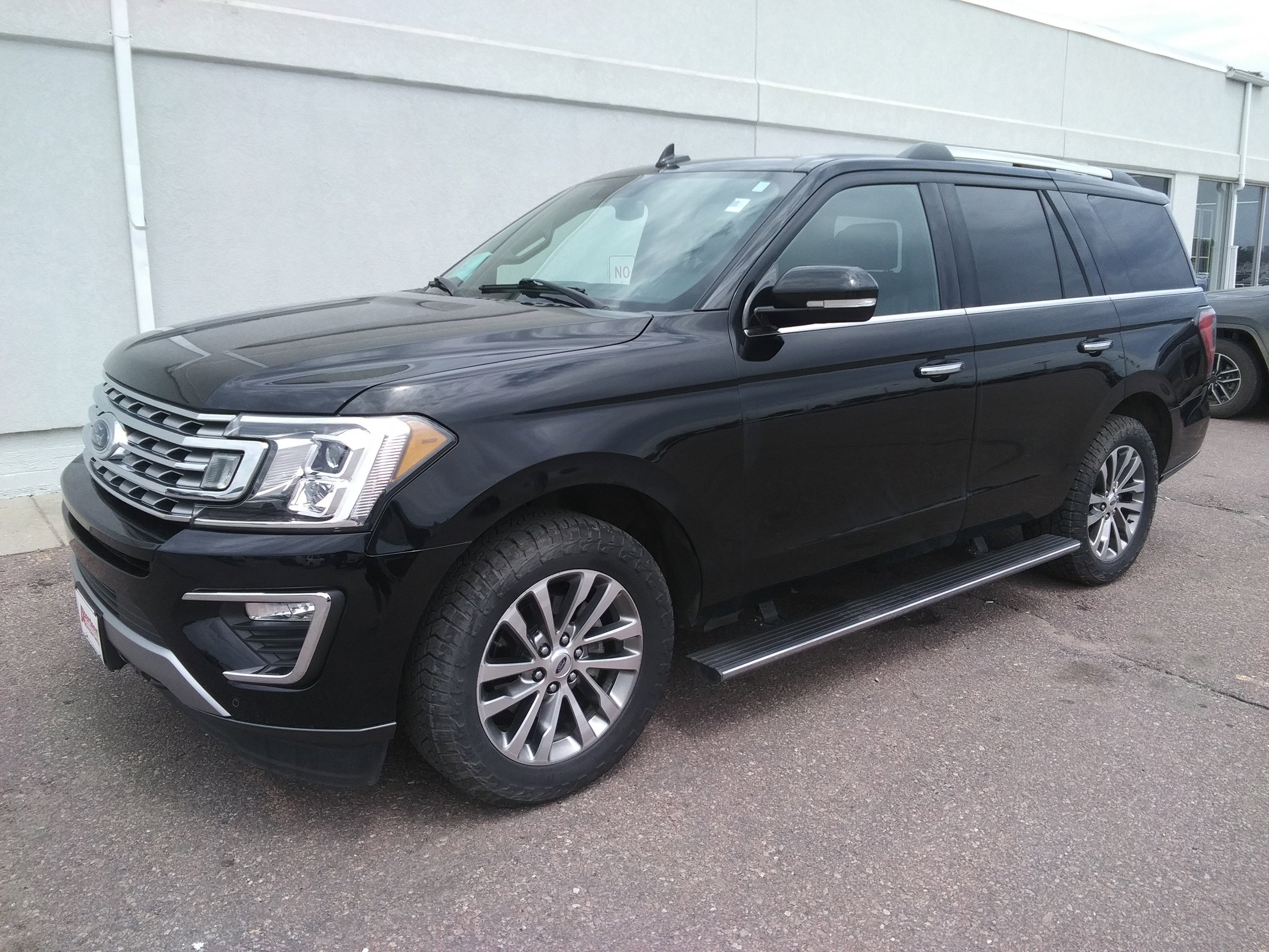Used 2018 Ford Expedition Limited with VIN 1FMJU2AT6JEA41777 for sale in Aberdeen, SD