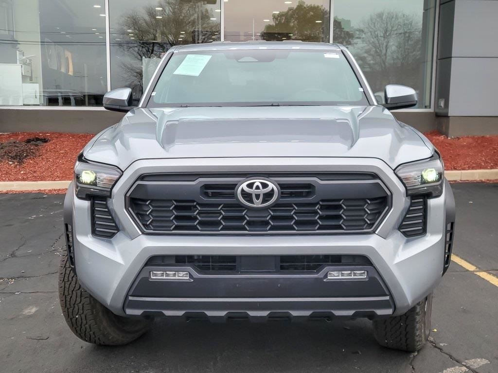 2025 TOYOTA TACOMA - Image 3