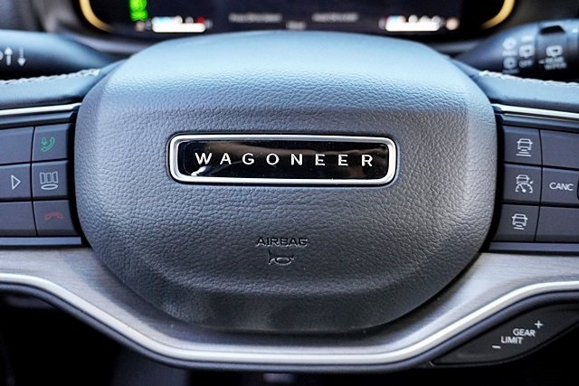 New 2025 Bright White Clear-Coat Exterior Paint Jeep Series II image 49