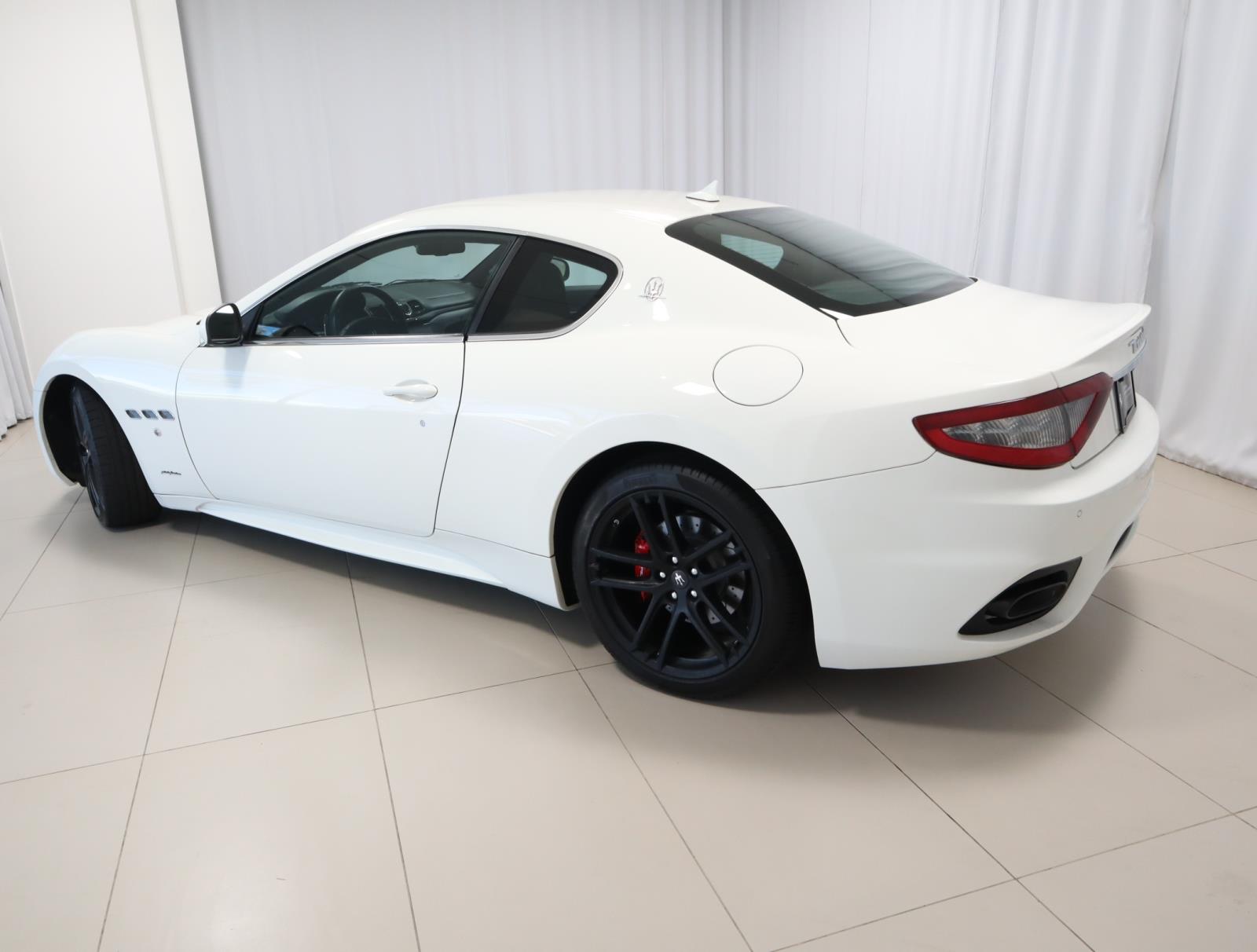 2018 Maserati Granturismo Sport photo 4
