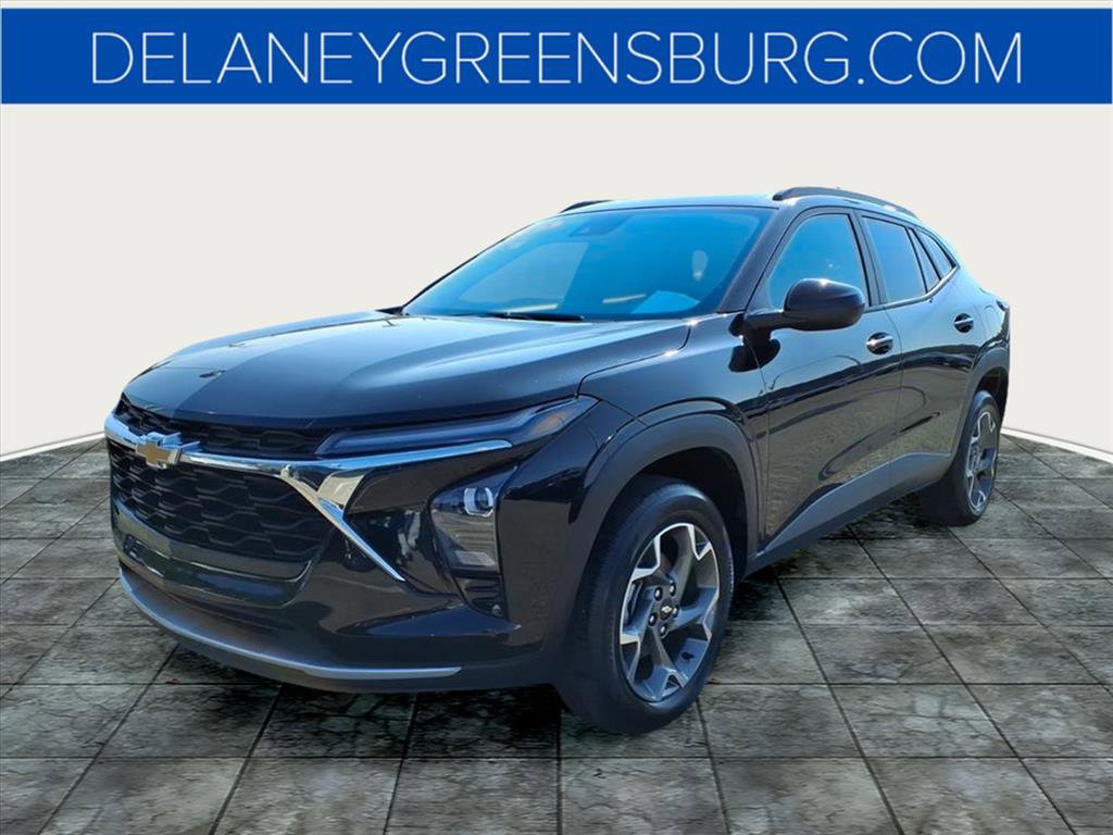 2025 Chevrolet Trax LT photo 7