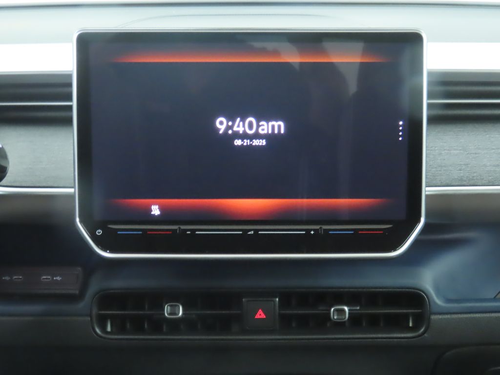 2025 Volkswagen ID. Buzz Pro Plus photo 14