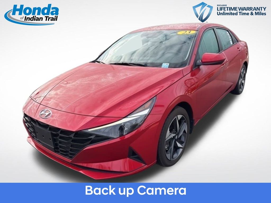 2023 Hyundai Elantra SEL's photo