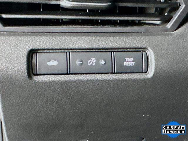 2023 Nissan Altima 2.5 SR photo 10