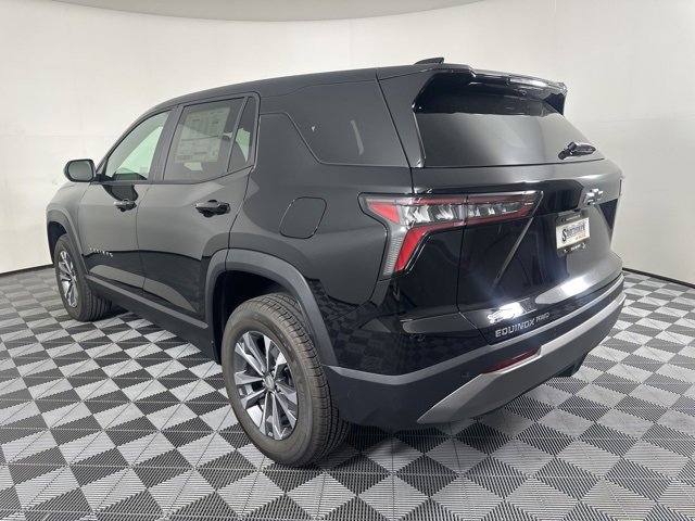 2026 Chevrolet Equinox LT photo 4