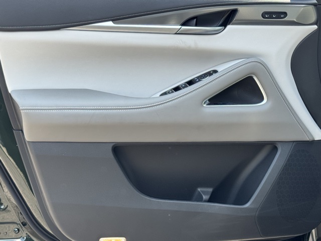 2026 Infiniti QX60 Luxe photo 13