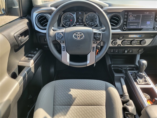 2022 Toyota Tacoma V6 4x4 photo 26