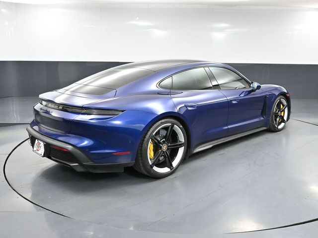 2020 Porsche Taycan Turbo S photo 4
