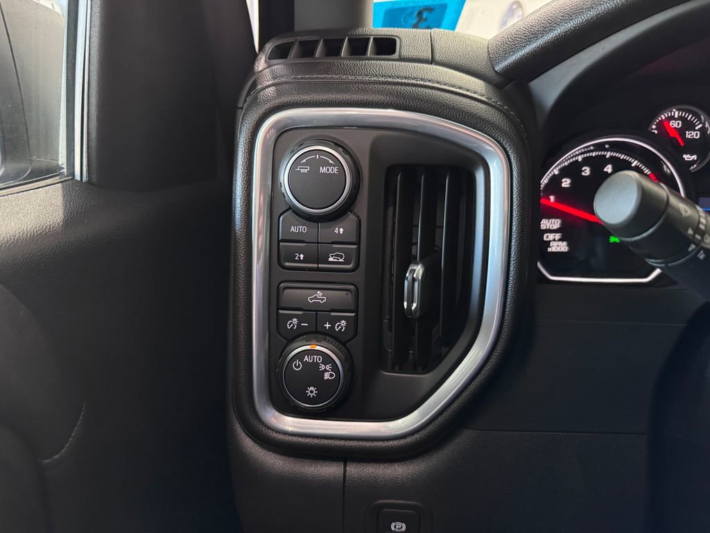 2022 Chevrolet Silverado 1500 LT photo 20
