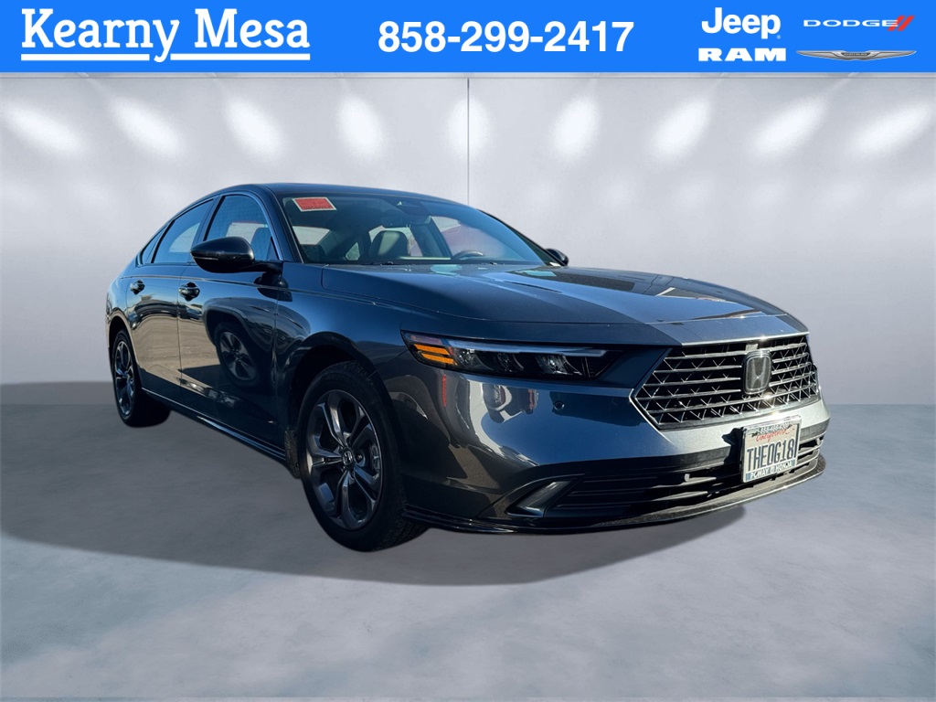 2024 Honda Accord Hybrid EX-L's photo