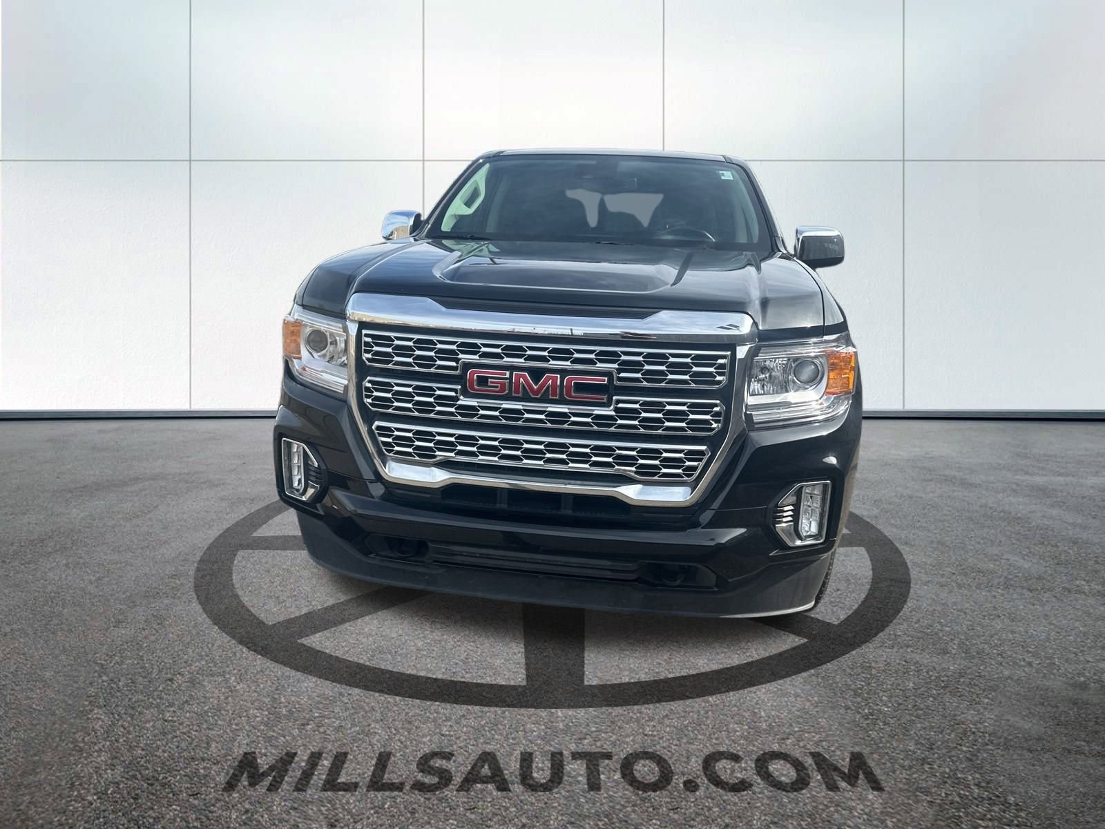 Used 2022 GMC Canyon Denali with VIN 1GTG6EEN9N1239434 for sale in Baxter, Minnesota