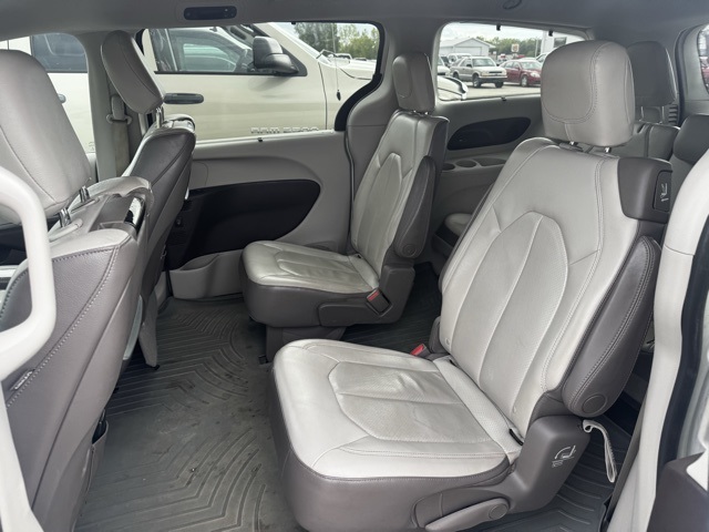 2018 Chrysler Pacifica Touring Plus photo 6