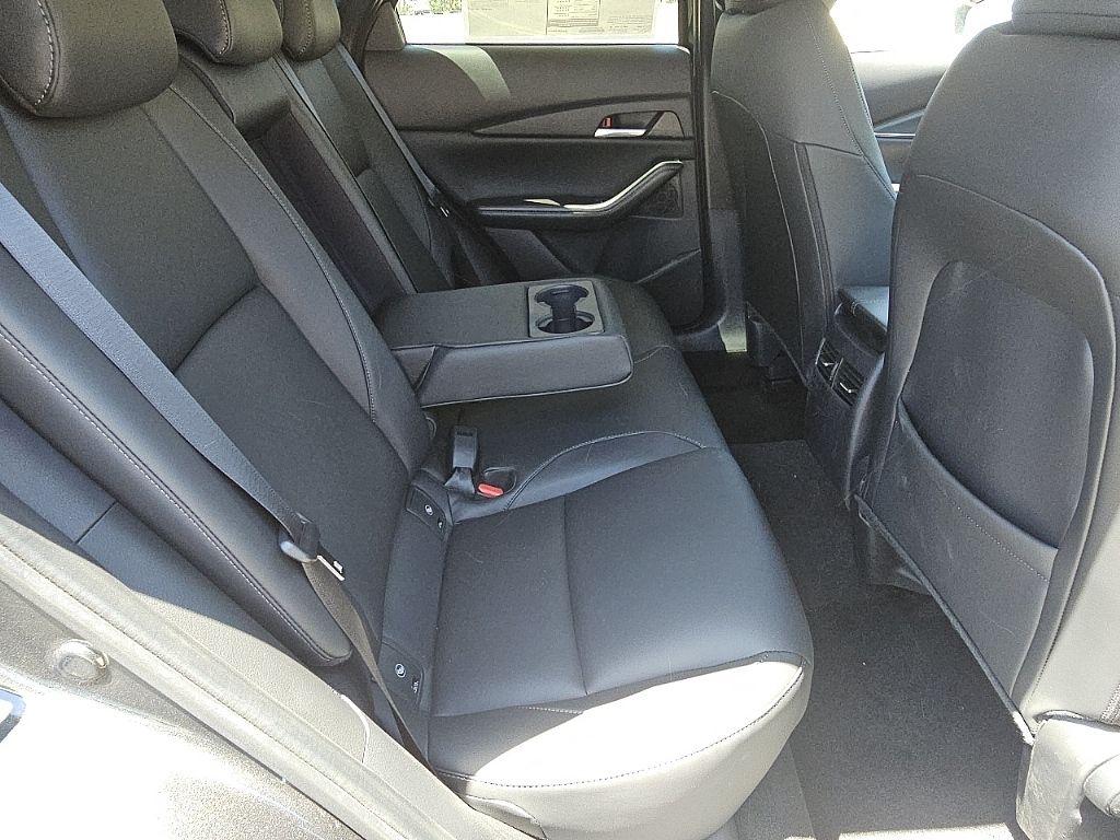 2025 Mazda CX-30 2.5 S Preferred photo 8