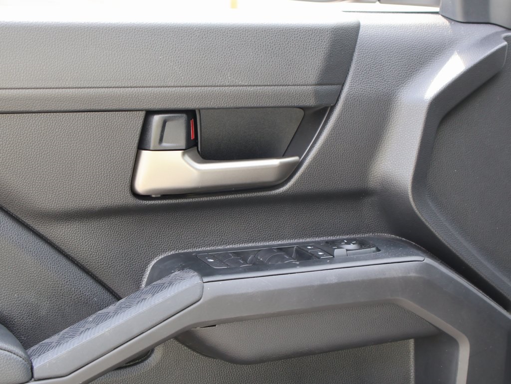 2025 Toyota Tacoma TRD Off-Road photo 20