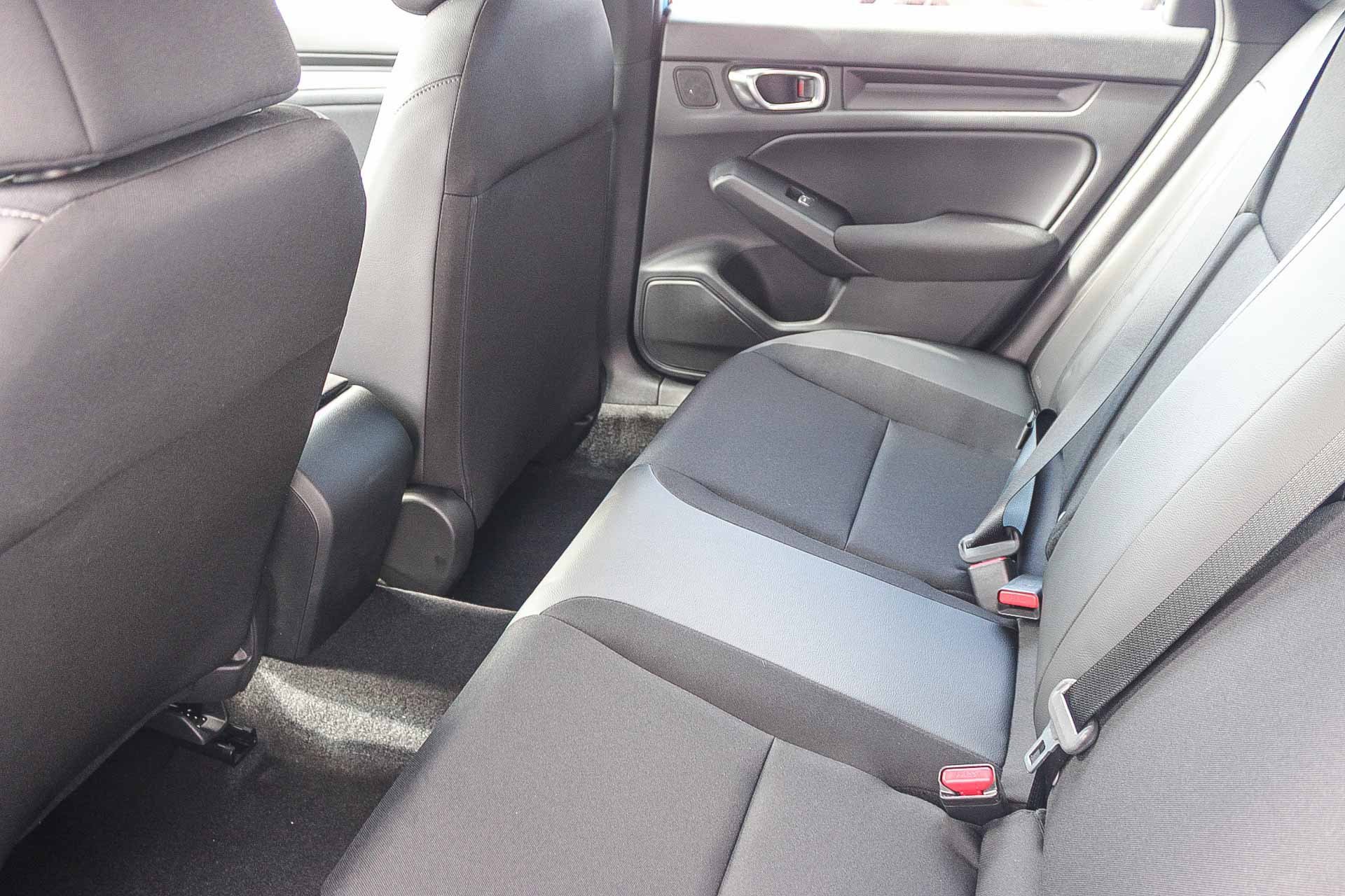 2026 Honda Civic Hatchback Sport photo 3