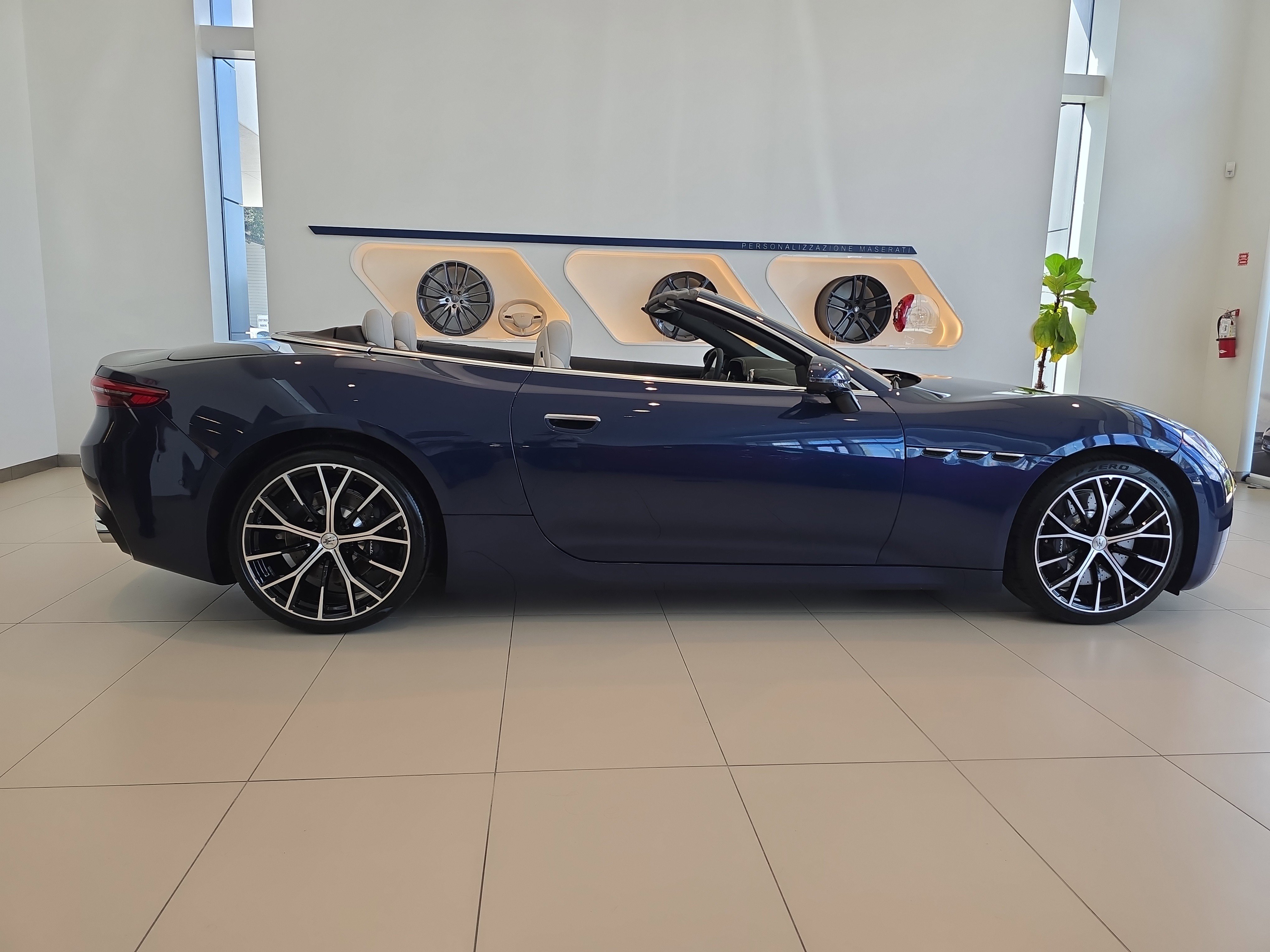 2026 Maserati Granturismo photo 3