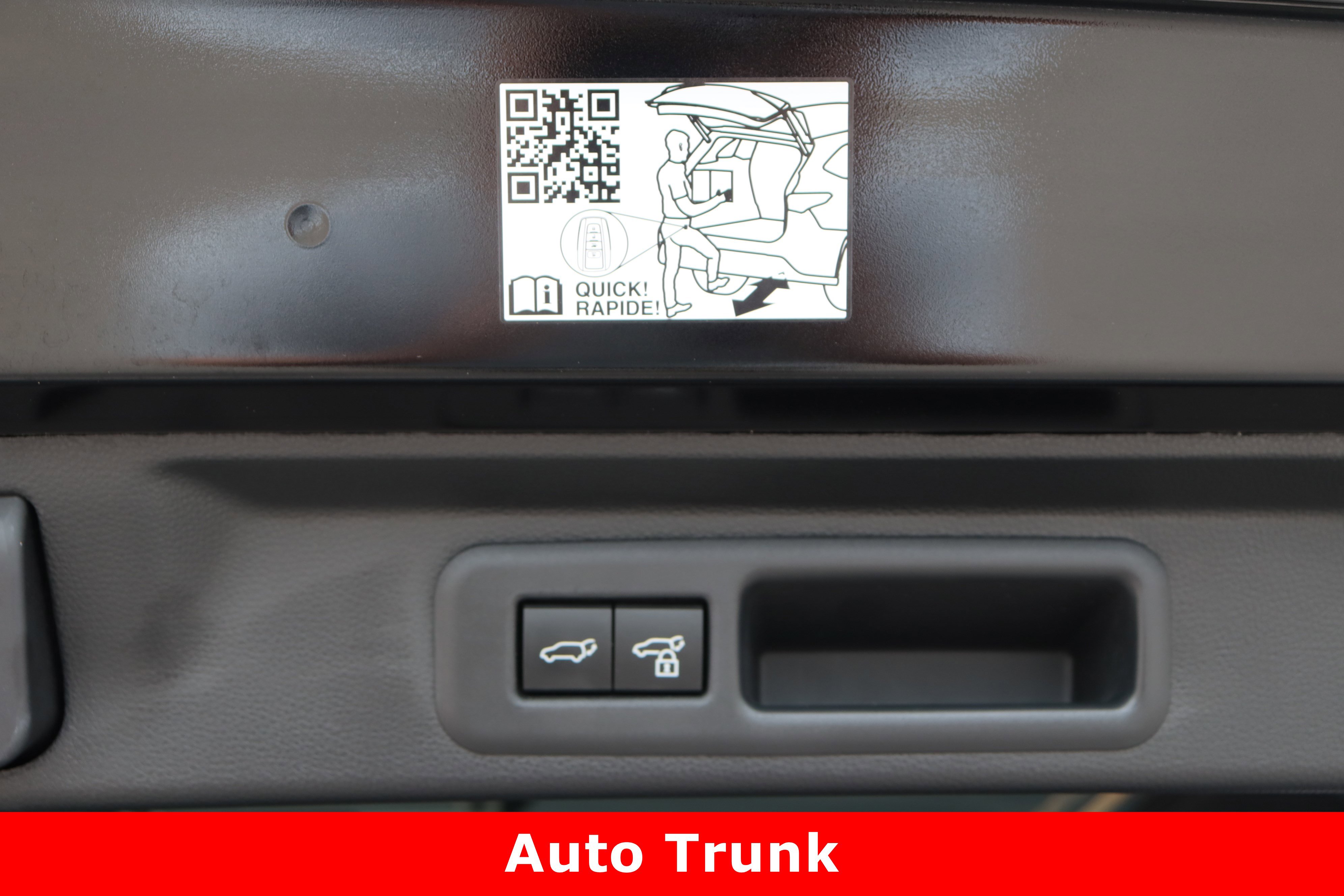 2024 Toyota Sequoia Platinum photo 29