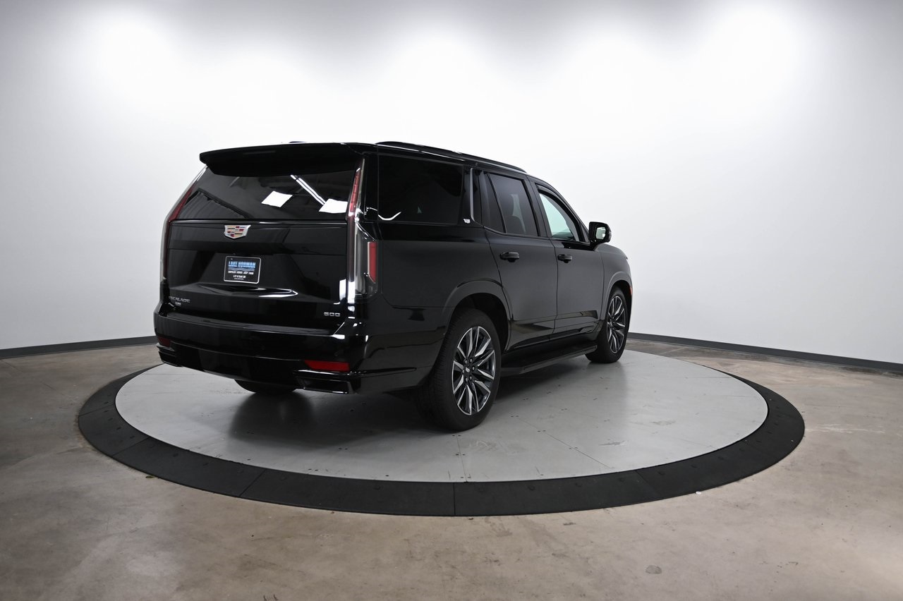 2022 Cadillac Escalade Sport Platinum photo 4