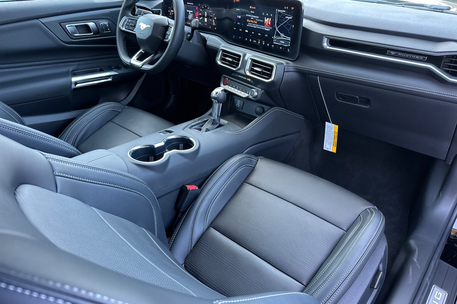 2025 Ford Mustang GT Premium Convertible photo 14