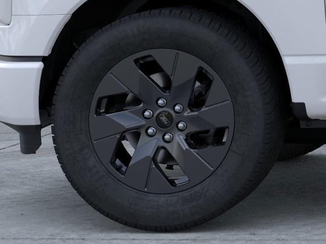 2025 Ford F-150 Lightning photo 30