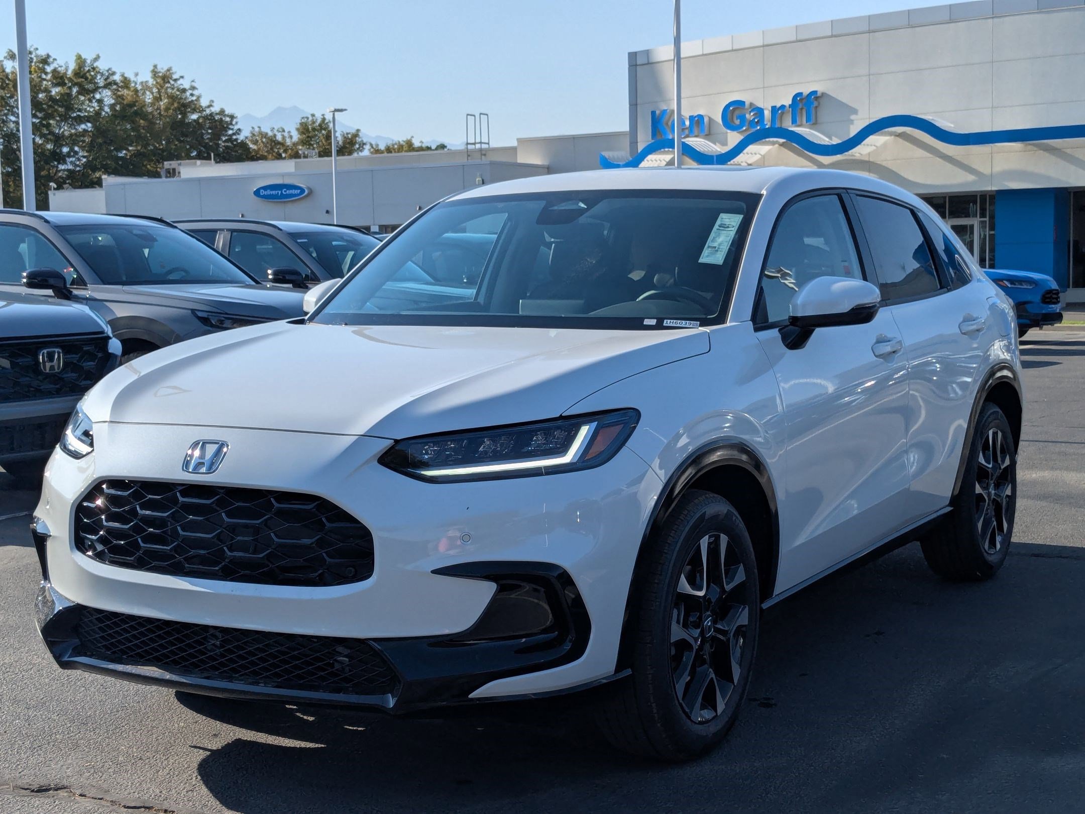 2026 Honda HR-V EX-L photo 4