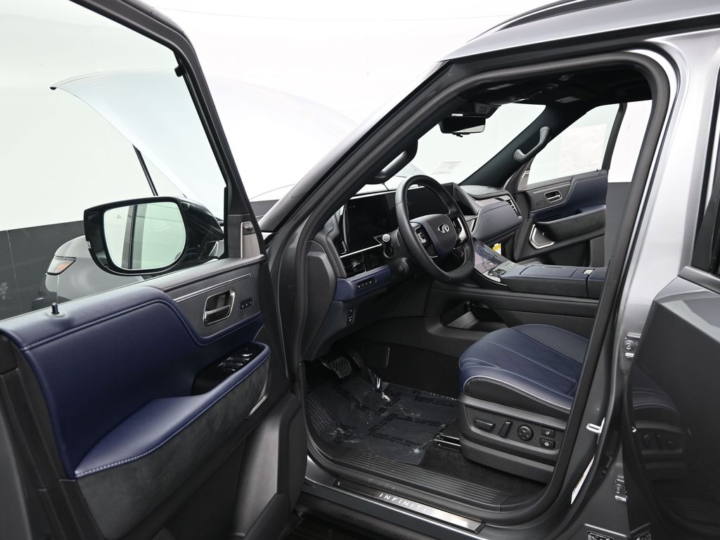 2026 Infiniti QX80 Sensory photo 8
