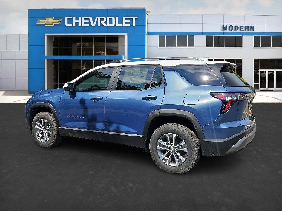 2026 Chevrolet Equinox LT photo 3