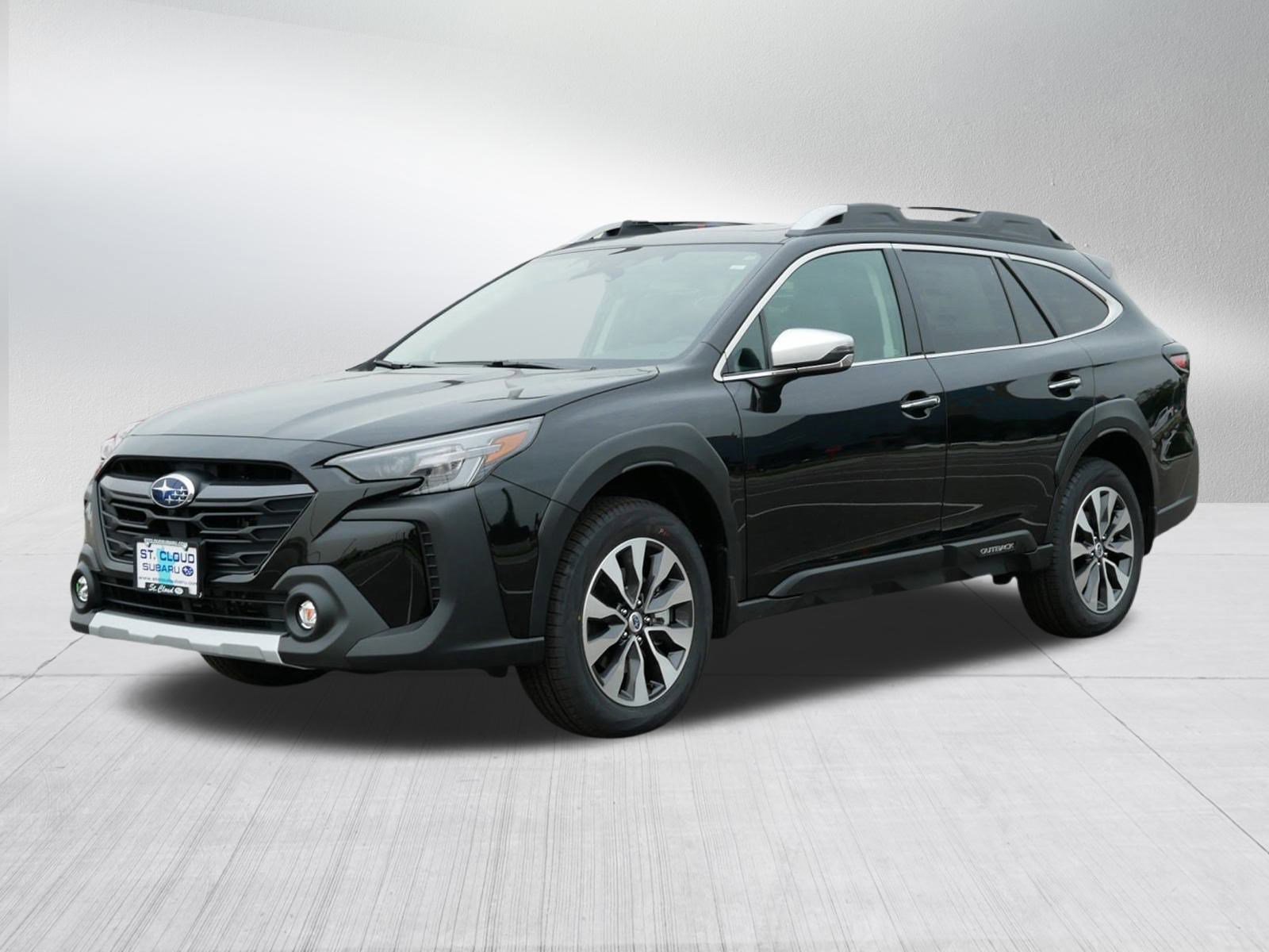 2025 Subaru Outback Touring XT photo 2