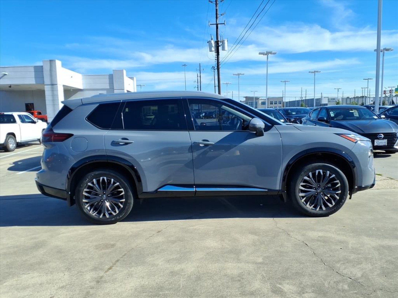 2024 Nissan Rogue Platinum Gray at TX Auto Group