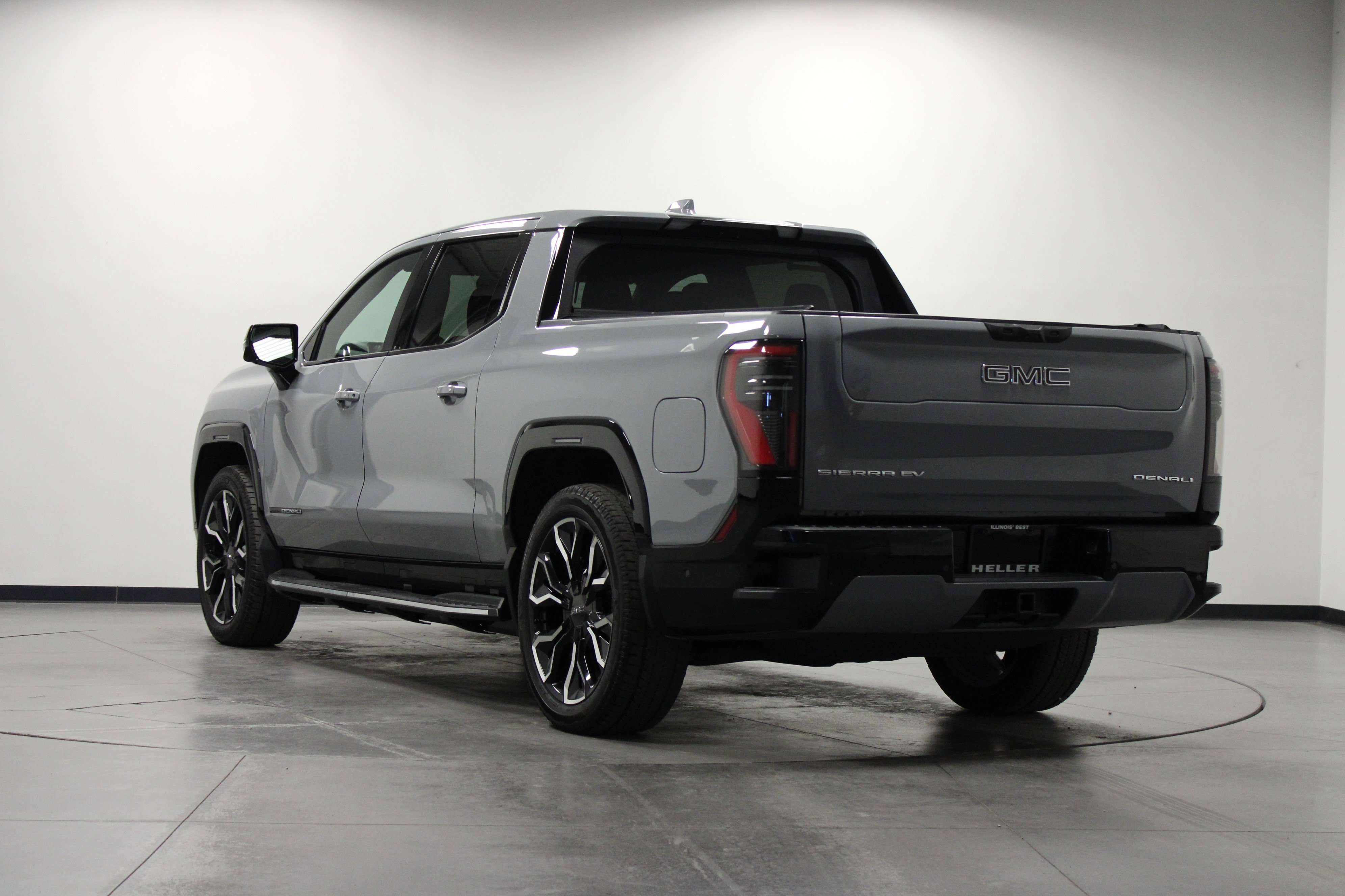 2024 Gmc Sierra EV Denali Edition 1 photo 4